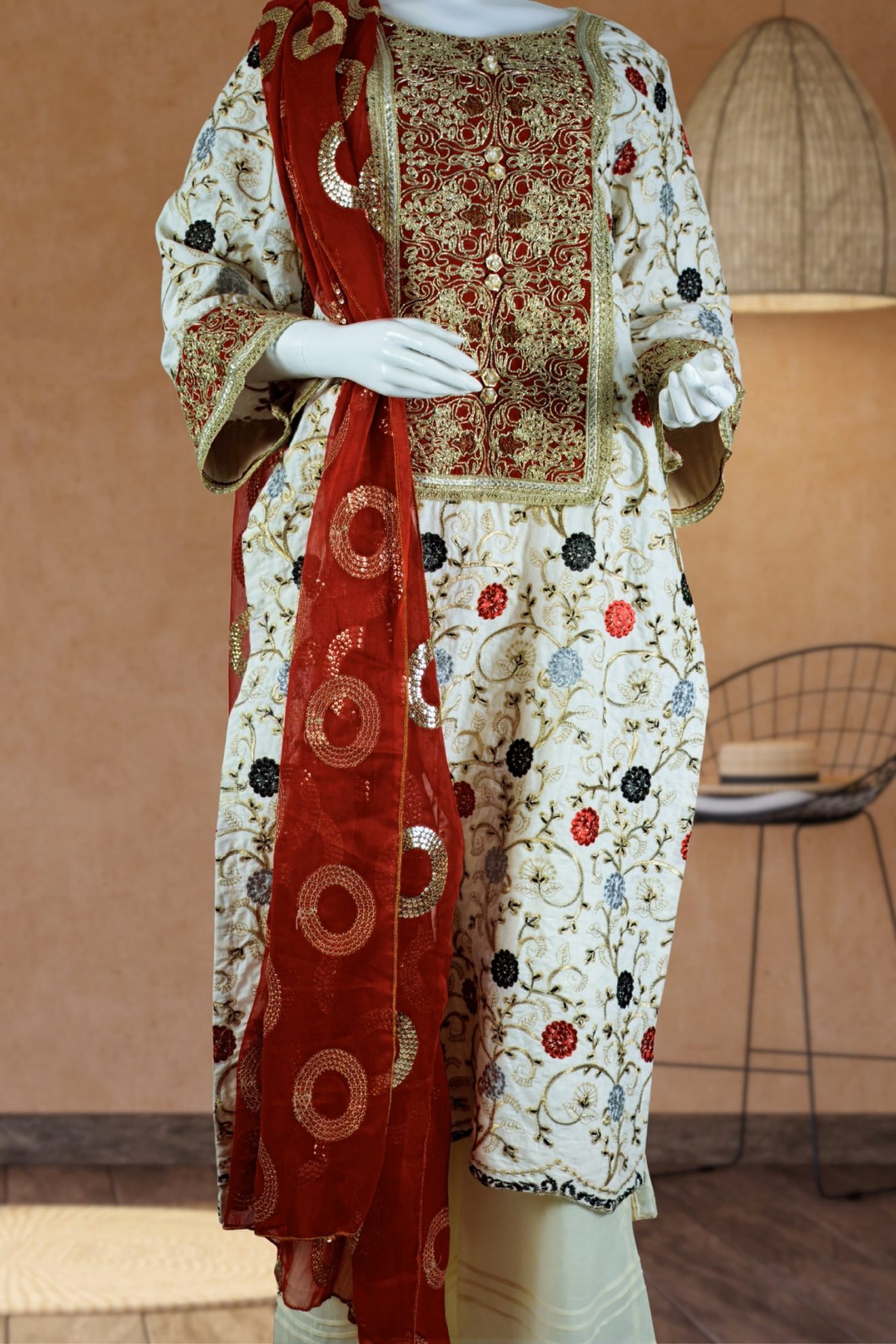 Broshia Lawn, Bareeze Style Embroidery