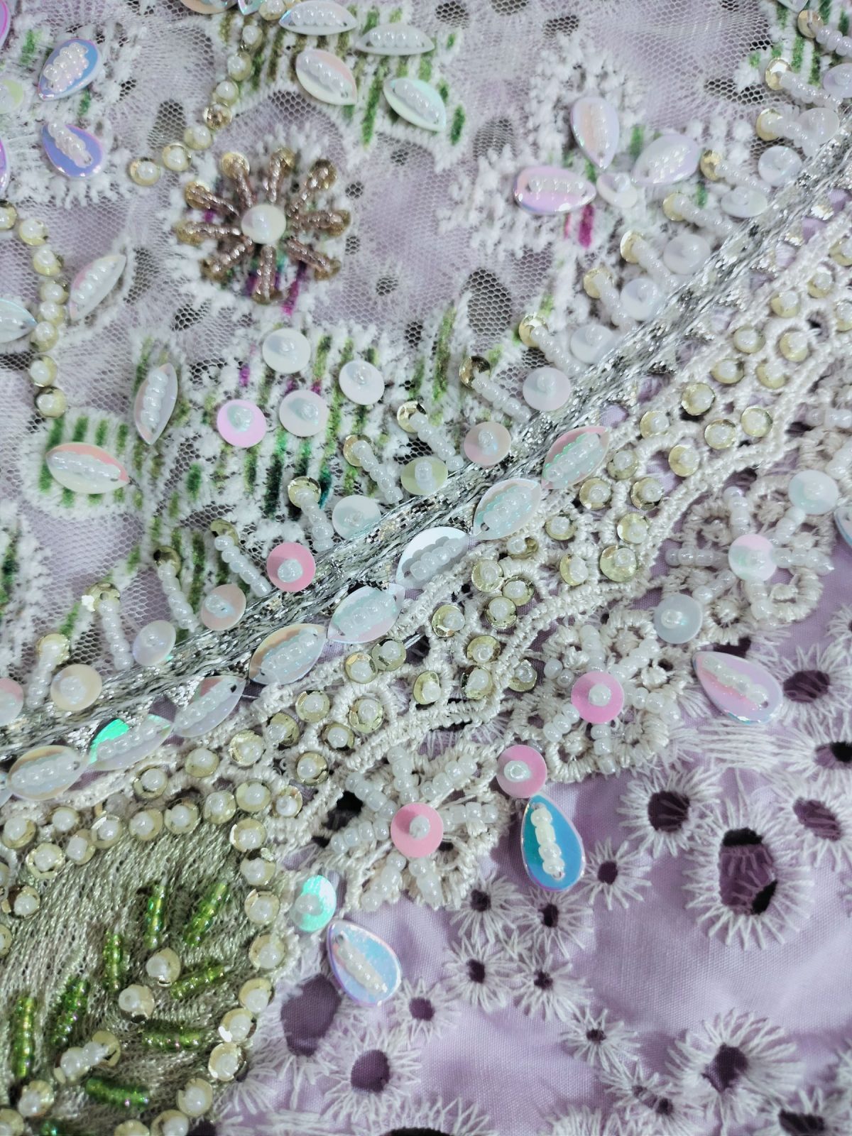 Whisper of Spring – 3 pcs